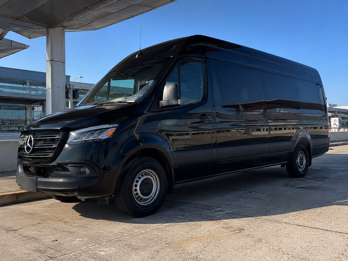find the perfect transportation for your next corporate event 5