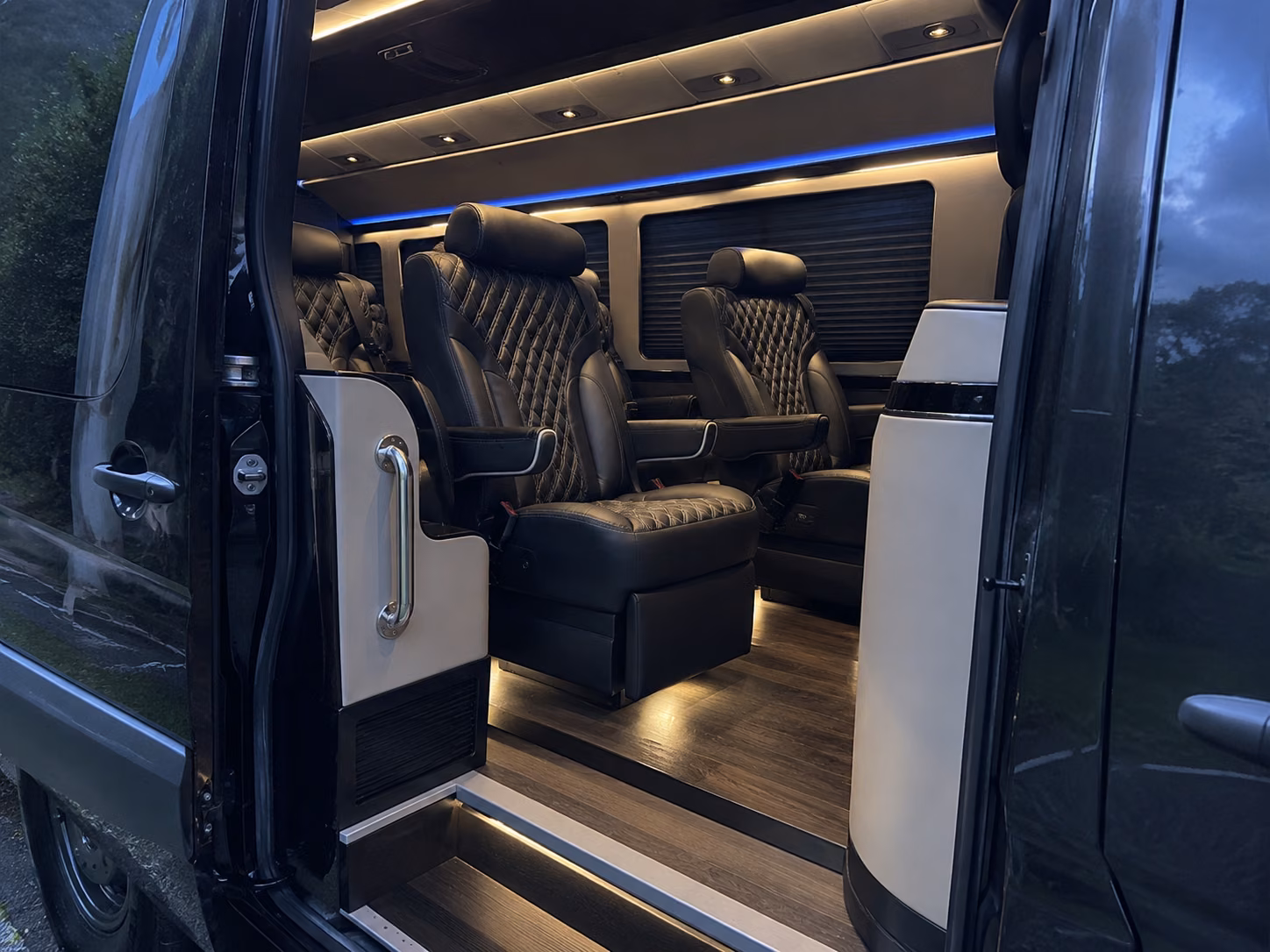 sprinter van rentals for fan groups heading to sun devils games and valley pro sports