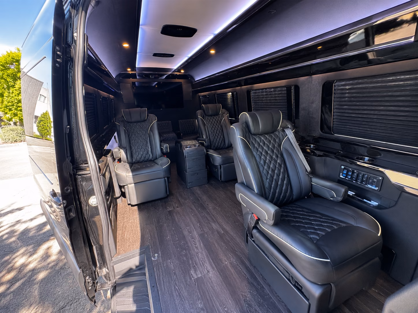 tempe 10 passenger sprinter van inside