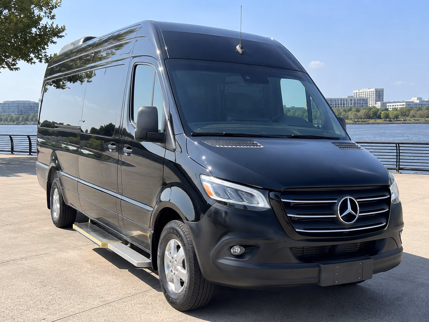 tempe 12 passenger sprinter van