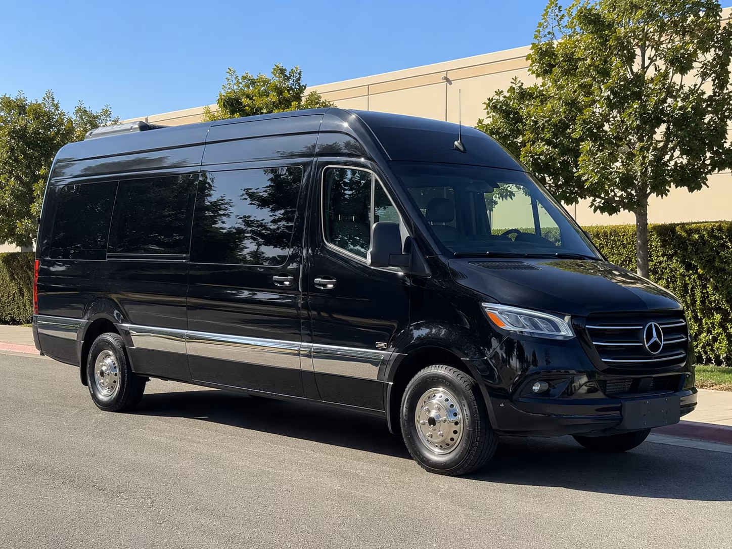 tempe employee shuttle van service